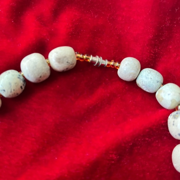 19 inches long. Only worn a couple times - Picture 3 of 4